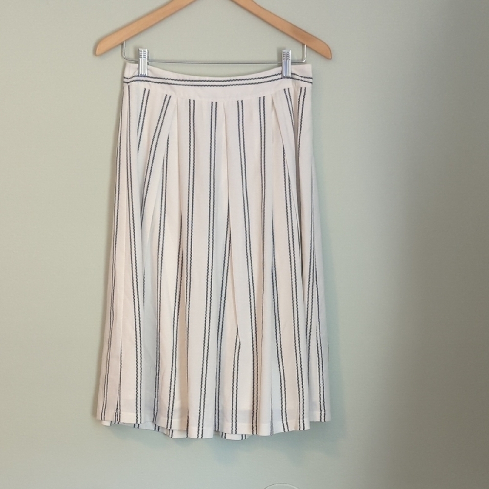 J.O.A. Los Angeles Vintage White Striped Pleated‎ Skirt, US M